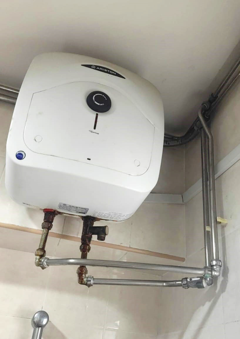 Water Heater Installation HDB 110A Punggol Field - Before