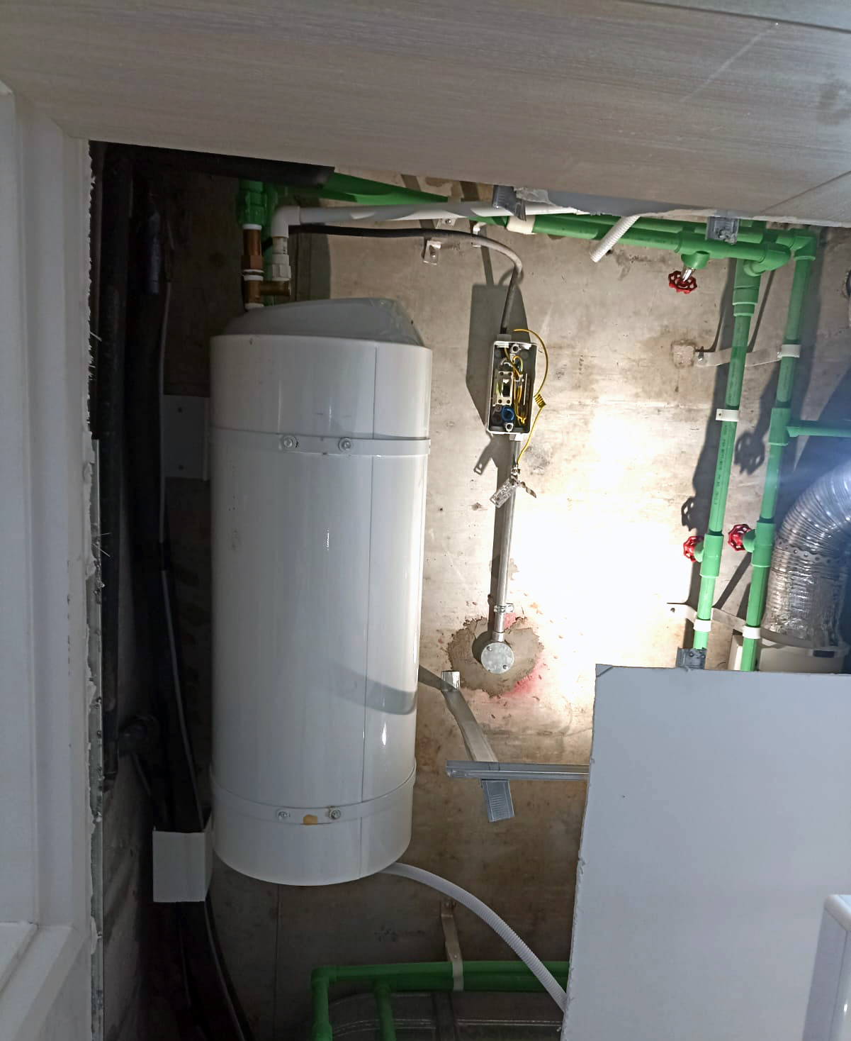 Water Heater Installation Rochor Sophia Hills Condo - Before